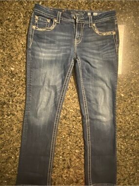 Miss Me sz 31 straight Blue Denim Jeans Women's Medium Wash Embroidered Stretch